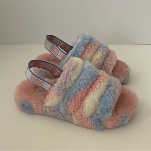UGG Fluff Yeah Slides Cali Collage Pride Stripes Kid’s 6 (Will Fit a Women’s 8) - Picture 11 of 13